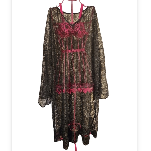 KIMO SLEEVE BLK.LACE V NECK FLOWEY VINTAGE COVER UP. - Picture 8 of 11